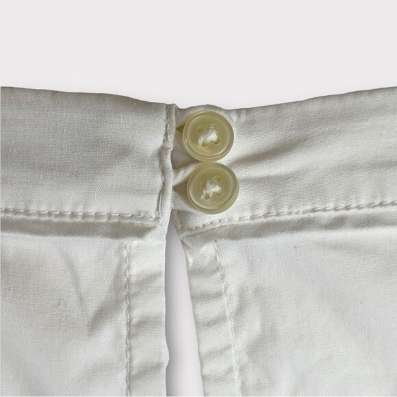 Banana Republic White Blouse - Crew Neck - Keyhole 2 Button back closure - MP - Picture 10 of 10